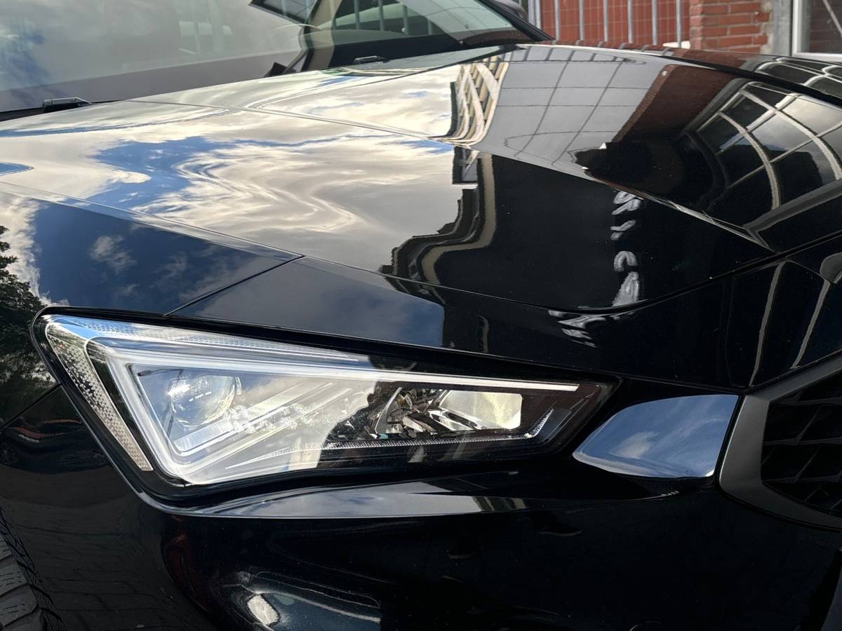 SEAT Leon Seat Leon 1.5 eTSI FR | PANO | VIRTUAL | CAMERA | LED |