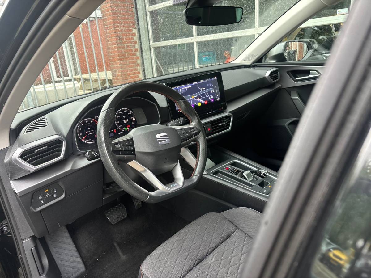 SEAT Leon Seat Leon 1.5 eTSI FR | PANO | VIRTUAL | CAMERA | LED |