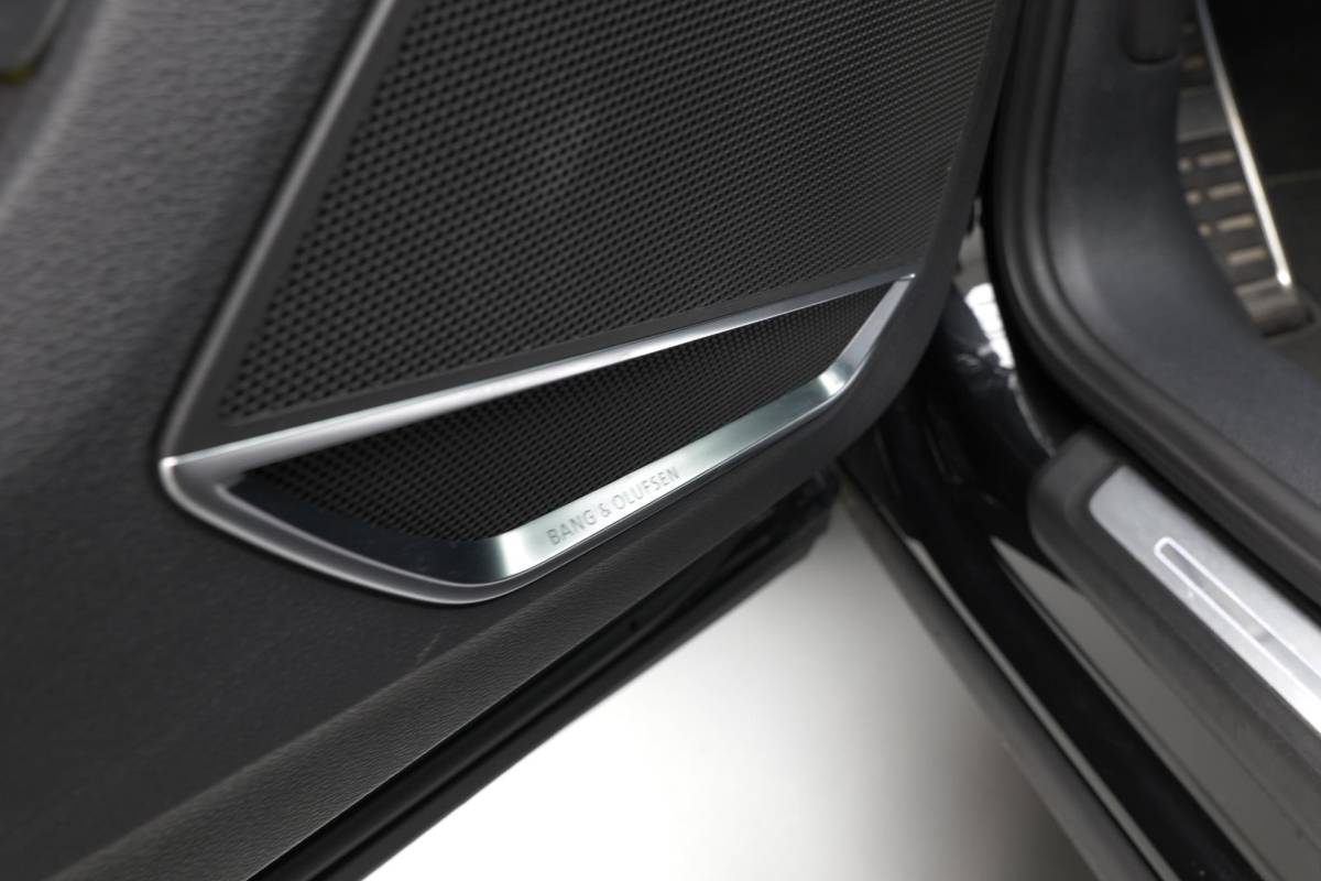 Audi RSQ3 Audi RSQ3 Sportback 2.5 TFSI Quattro |Pano|Ceramic|Carbon|Memory|FULL OPTION!|