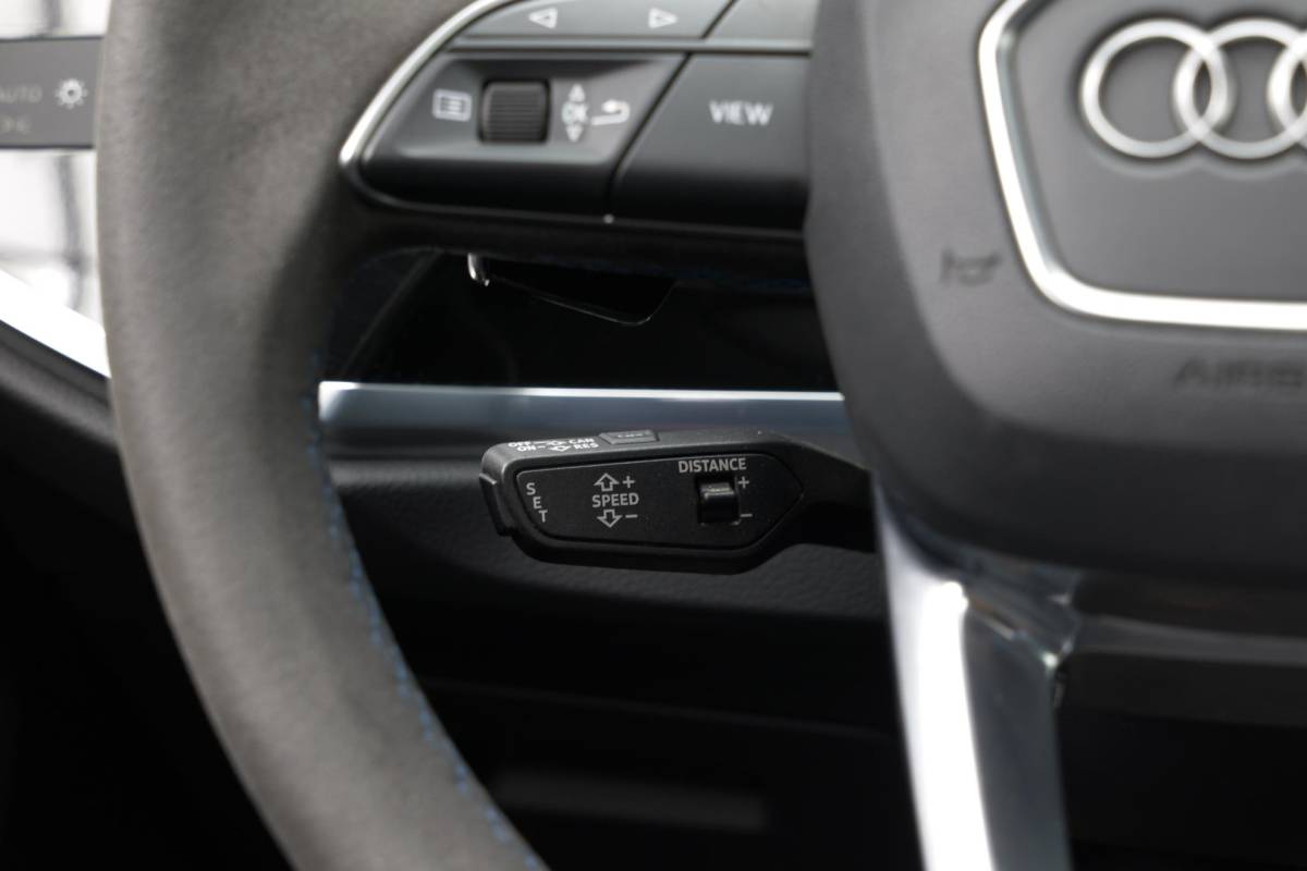 Audi RSQ3 Audi RSQ3 Sportback 2.5 TFSI Quattro |Pano|Ceramic|Carbon|Memory|FULL OPTION!|