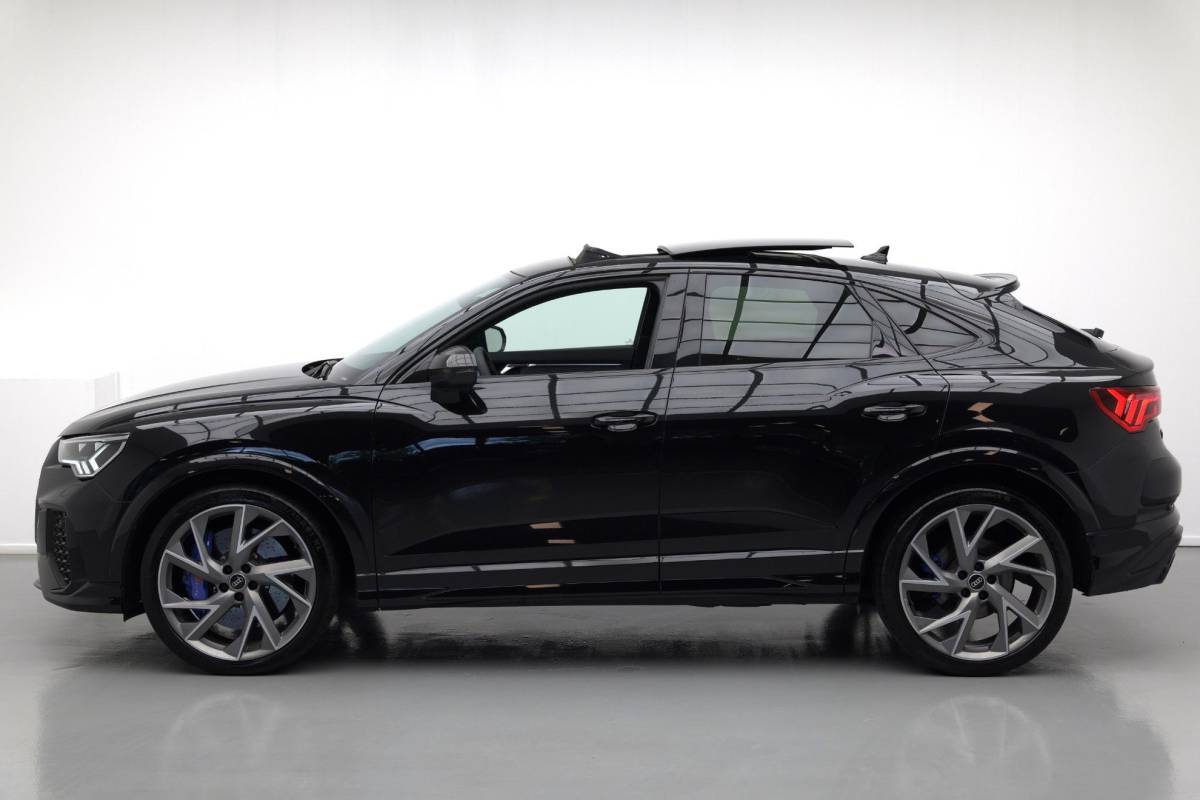 Audi RSQ3 Audi RSQ3 Sportback 2.5 TFSI Quattro |Pano|Ceramic|Carbon|Memory|FULL OPTION!|
