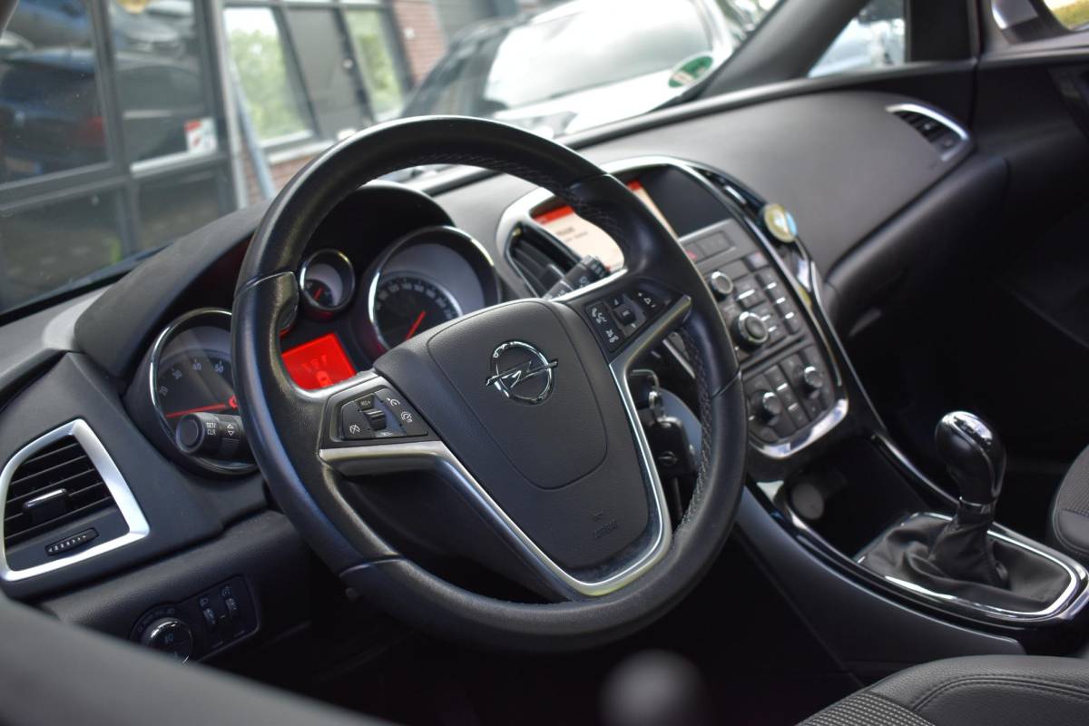 Opel Astra Opel Astra Sports Tourer 1.4 Turbo Sport Camera Cruise Trekhaak