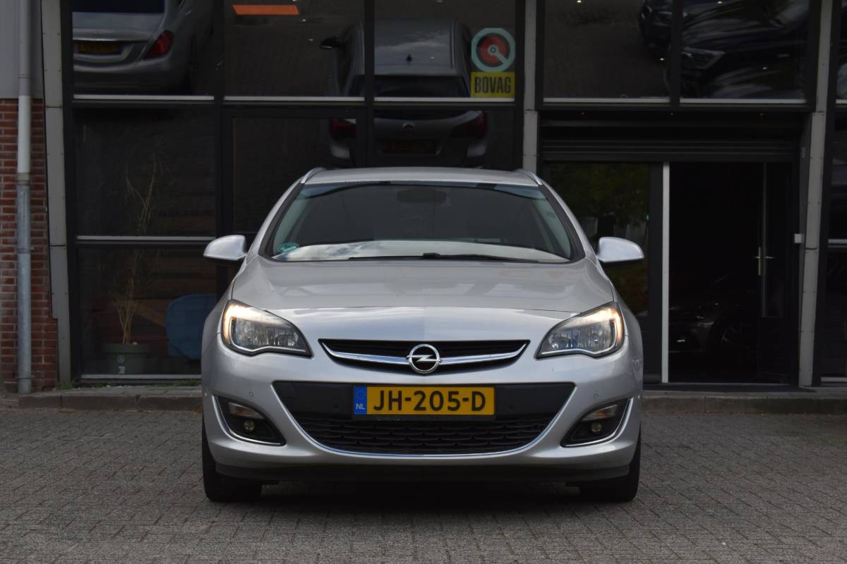 Opel Astra Opel Astra Sports Tourer 1.4 Turbo Sport Camera Cruise Trekhaak