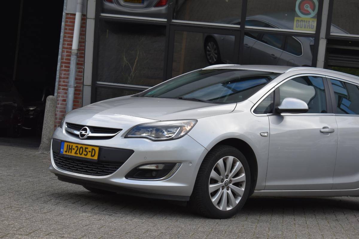 Opel Astra Opel Astra Sports Tourer 1.4 Turbo Sport Camera Cruise Trekhaak