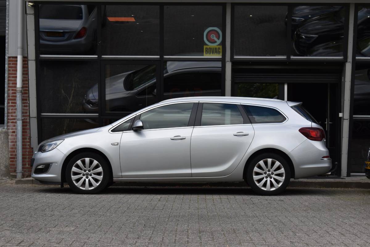 Opel Astra Opel Astra Sports Tourer 1.4 Turbo Sport Camera Cruise Trekhaak
