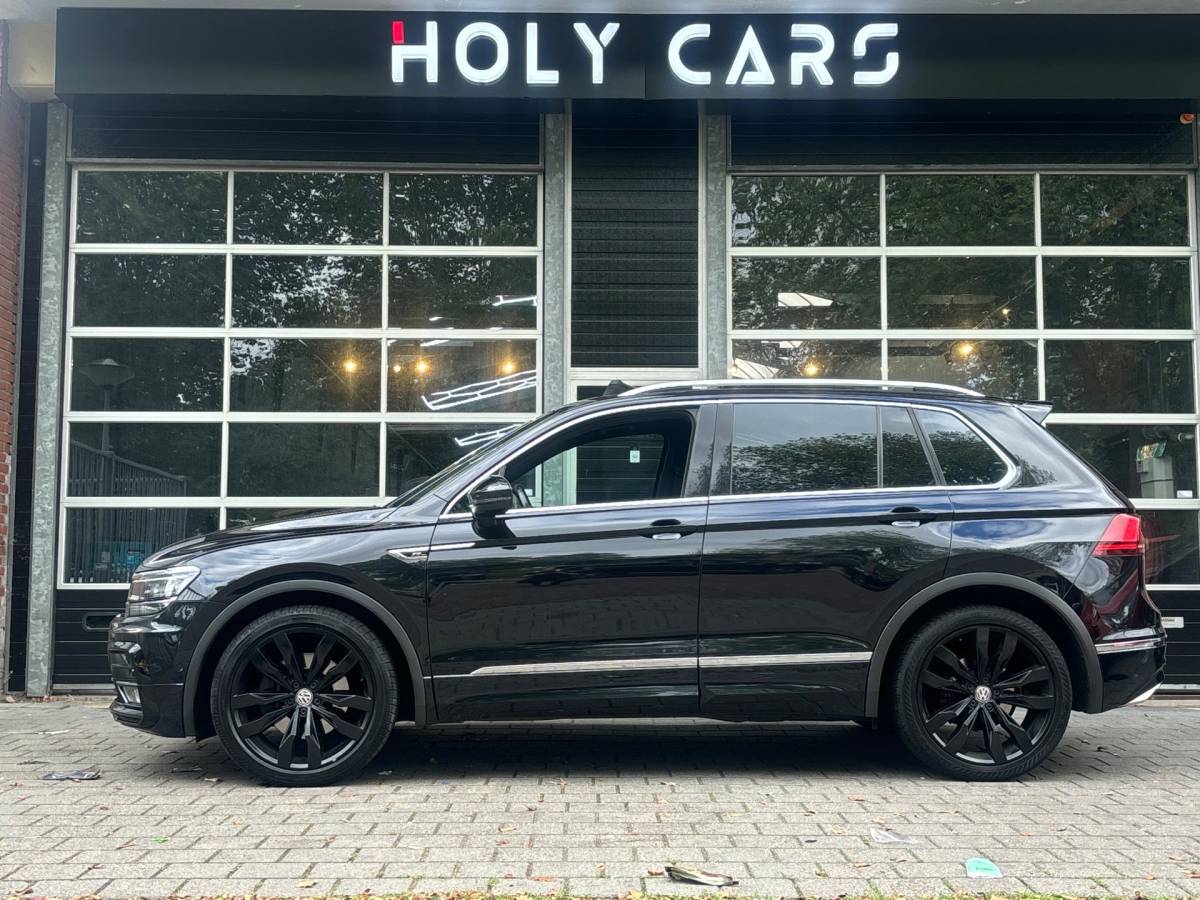 Volkswagen Tiguan Volkswagen Tiguan 2.0 TDI 4Motion 3x R-LINE | PANO | VIRTUAL | LED | LEER |