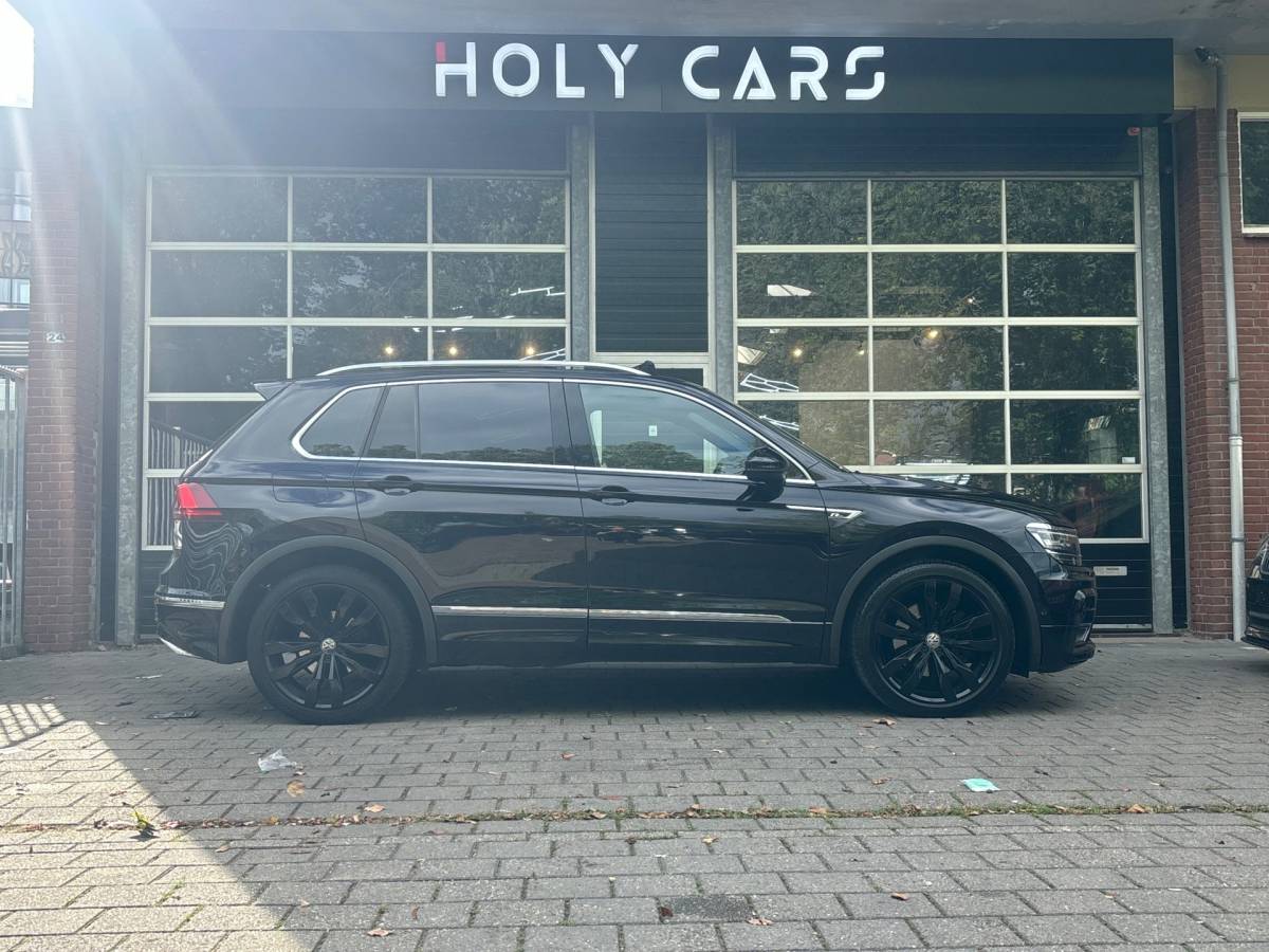 Volkswagen Tiguan Volkswagen Tiguan 2.0 TDI 4Motion 3x R-LINE | PANO | VIRTUAL | LED | LEER |