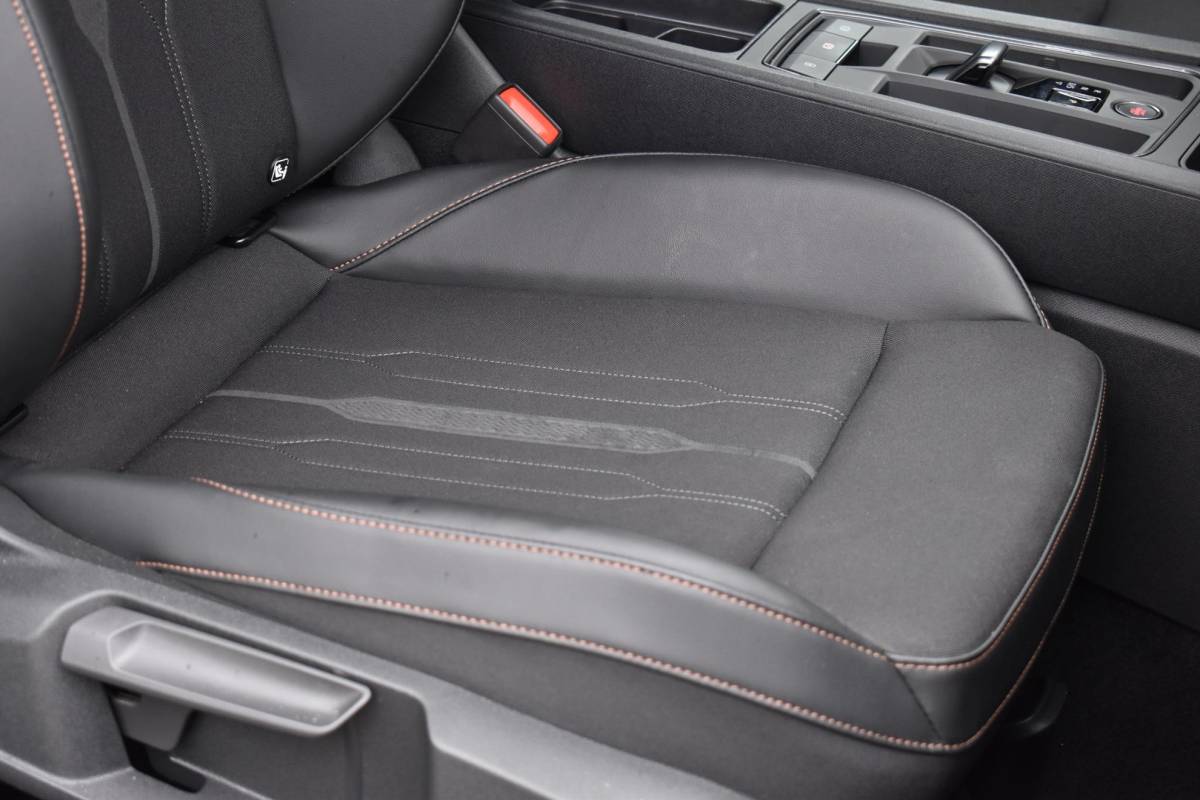 CUPRA Leon Sportstourer CUPRA Leon Sportstourer 2.0 TSI 245PK Keyless Lane ACC