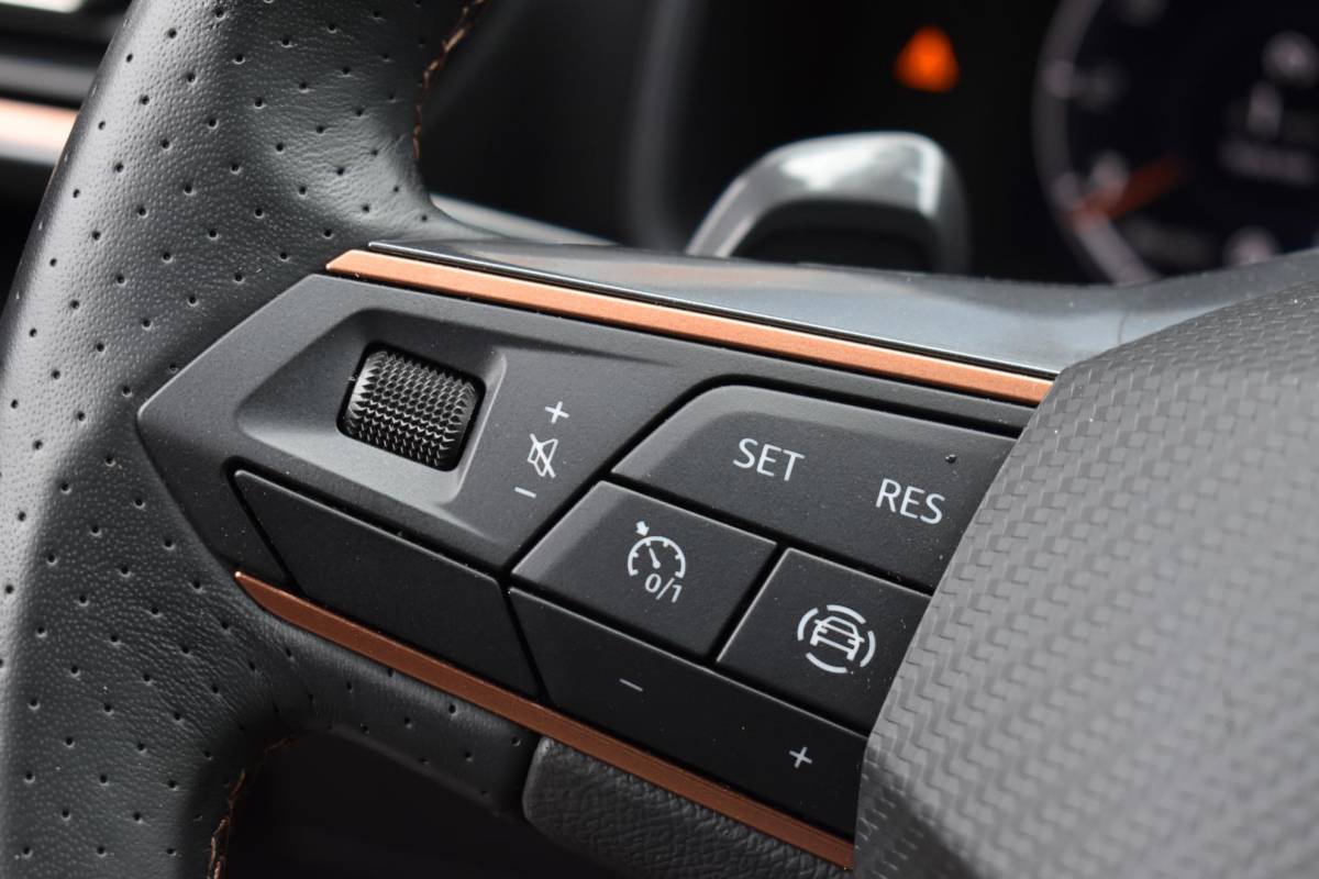CUPRA Leon Sportstourer CUPRA Leon Sportstourer 2.0 TSI 245PK Keyless Lane ACC