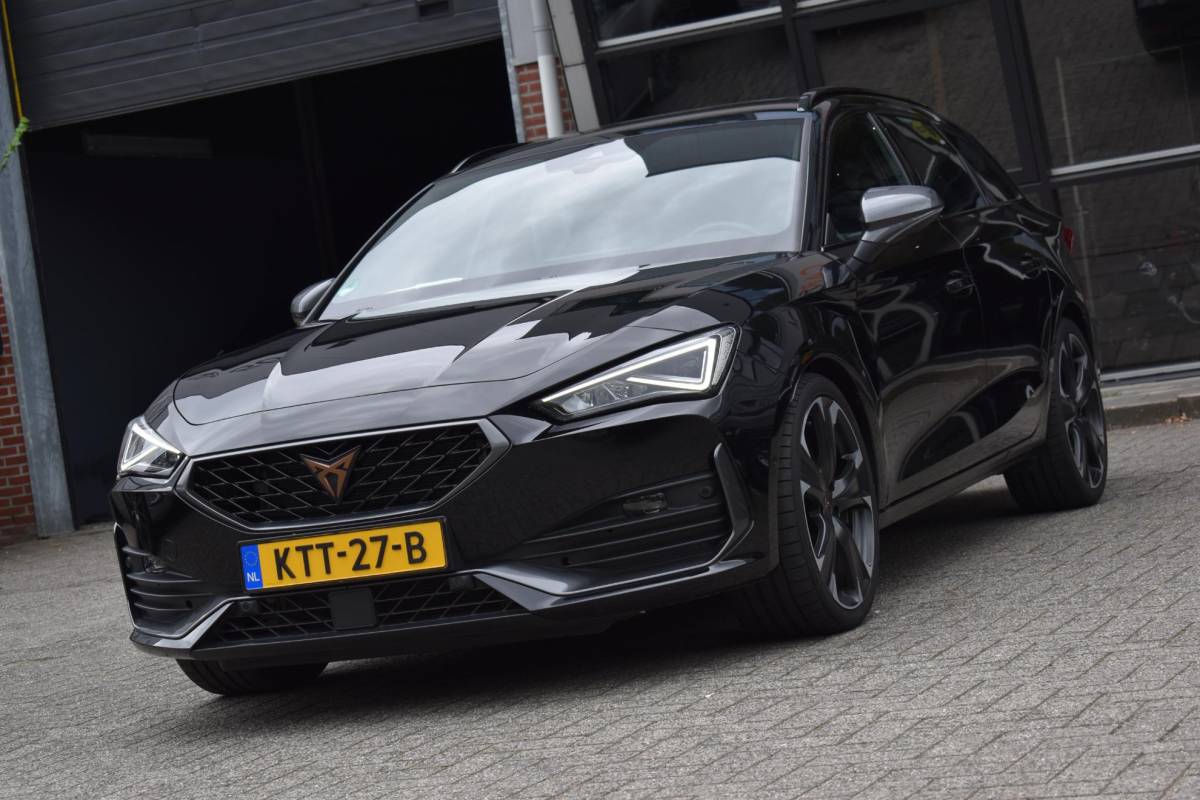 CUPRA Leon Sportstourer CUPRA Leon Sportstourer 2.0 TSI 245PK Keyless Lane ACC