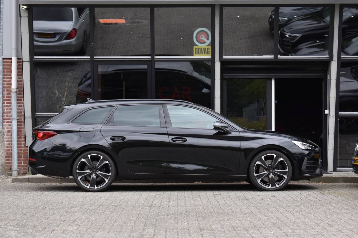 CUPRA Leon Sportstourer CUPRA Leon Sportstourer 2.0 TSI 245PK Keyless Lane ACC
