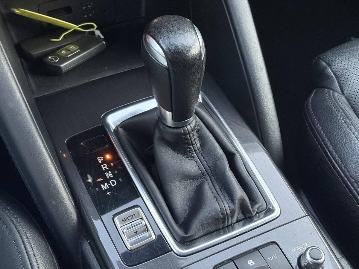 Mazda CX-5 Mazda CX-5 2.0 SkyActiv-G 165 Skylease GT 2WD ✓Recent beurt gehad✓Automaat✓2e Eigenaar✓Camera✓Trekhaak✓Navi✓Leder✓Keyless✓Pdc V+A✓Winterset✓165pk✓Stoelverw✓Elekt Memory Stoelen✓Rijstrooksensor✓Dodehoeksensor✓N.A.P✓Bj 12-2015✓Apk tot 07-2027