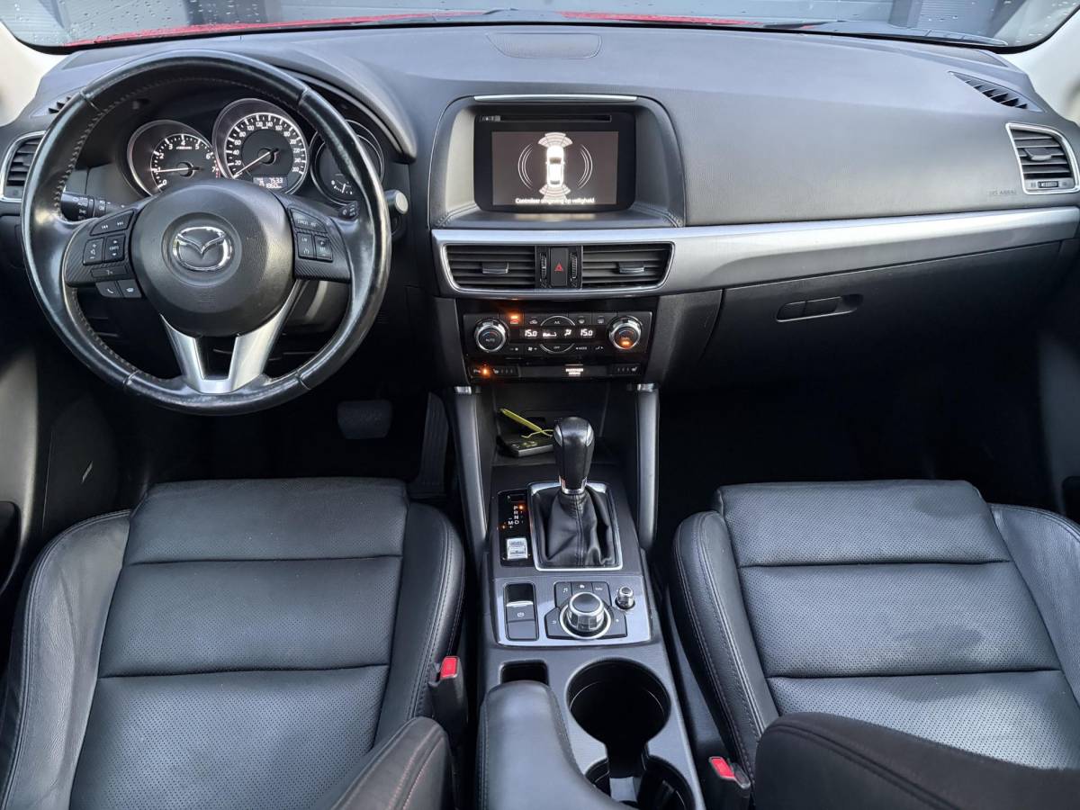 Mazda CX-5 Mazda CX-5 2.0 SkyActiv-G 165 Skylease GT 2WD ✓Recent beurt gehad✓Automaat✓2e Eigenaar✓Camera✓Trekhaak✓Navi✓Leder✓Keyless✓Pdc V+A✓Winterset✓165pk✓Stoelverw✓Elekt Memory Stoelen✓Rijstrooksensor✓Dodehoeksensor✓N.A.P✓Bj 12-2015✓Apk tot 07-2027