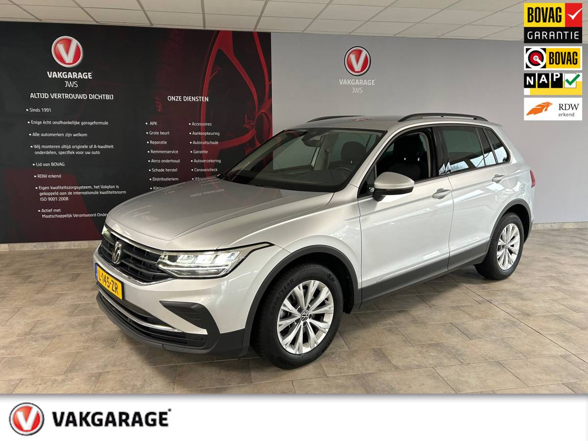 Volkswagen Tiguan Volkswagen Tiguan 1.5 TSI Life rijklaar incl afl. beurt. en garantie.