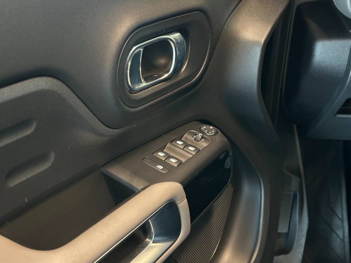Citroën C5 Aircross Citroen C5 Aircross 1.2 PureTech BUSINESS-uitv|CLIMA AIRCO|CRUISECONTROL|NAVIGATIE|ISOFIX|LM-VELG|2eEIGENAAR|NAP|nwe APK+O.H.BEURT