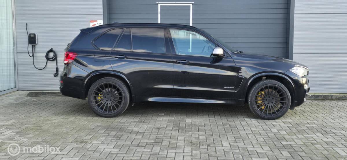 BMW X5 BMW X5 M50d