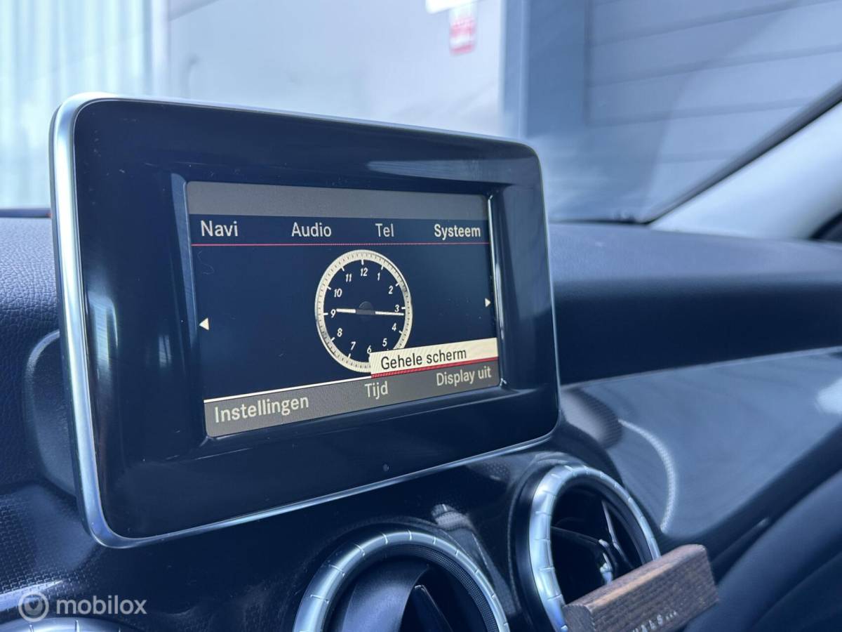 Mercedes-Benz CLA Mercedes CLA-klasse 180 BlueEFF. Edition !!NETTE AUTO!!