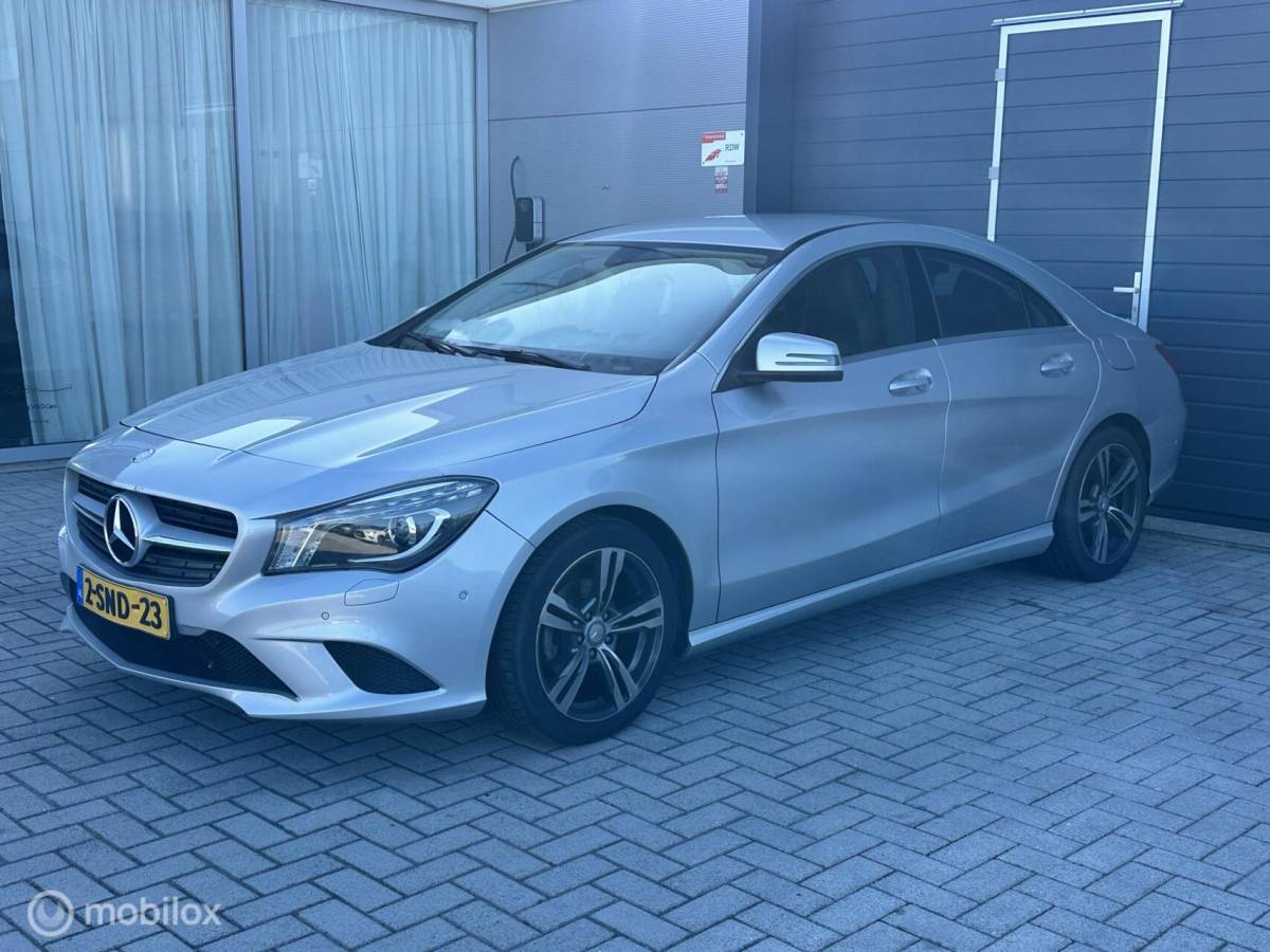 Mercedes-Benz CLA Mercedes CLA-klasse 180 BlueEFF. Edition !!NETTE AUTO!!