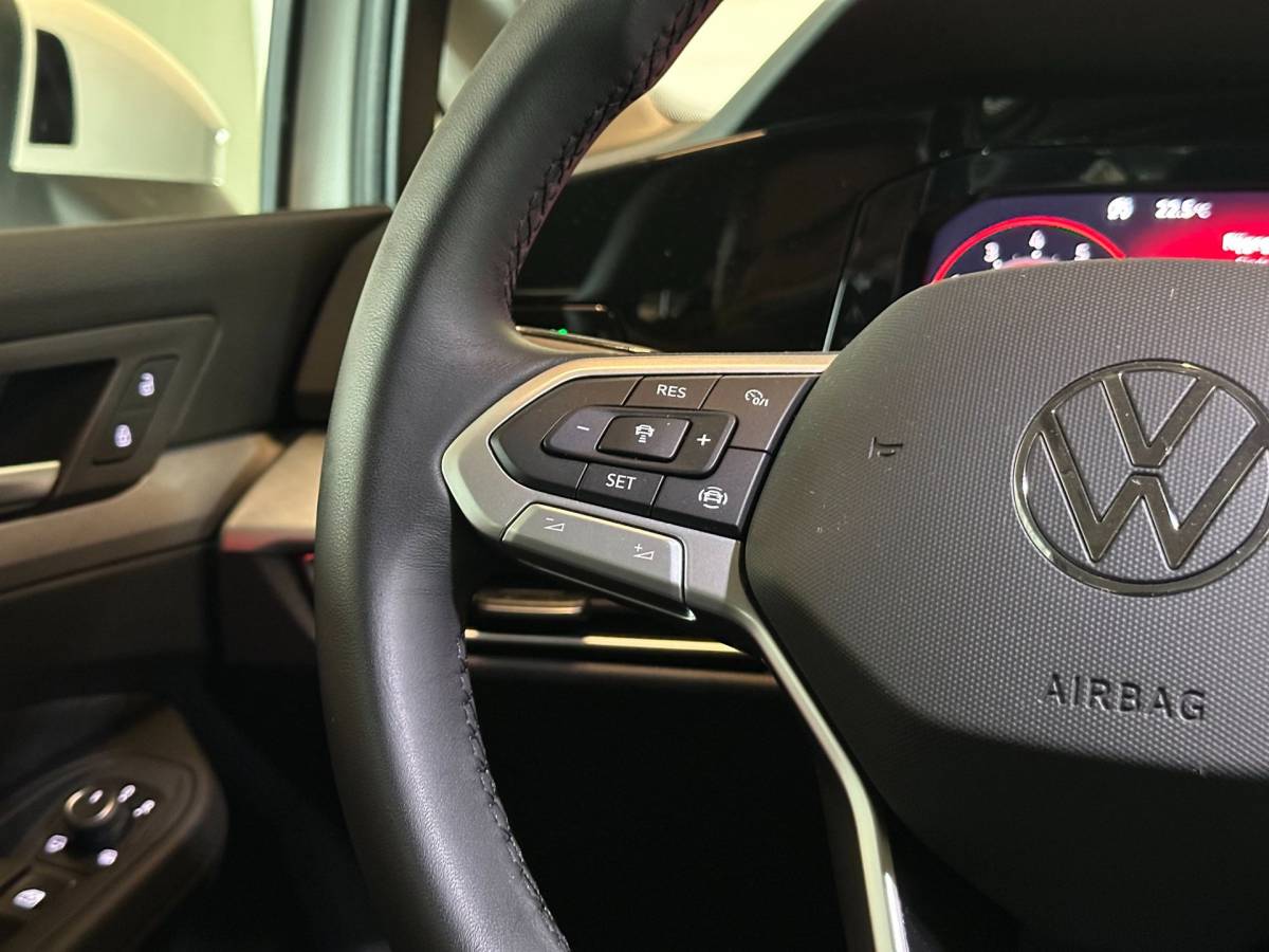 Volkswagen Golf Volkswagen Golf Variant 1.5 TSI LIFE BUSINESS/APPLE CARPLAY+ANDROID/MEMORYSEATS/CRUISECONTROL/LED/LM-VELG/CLIMA AIRCO/17.291km NAP