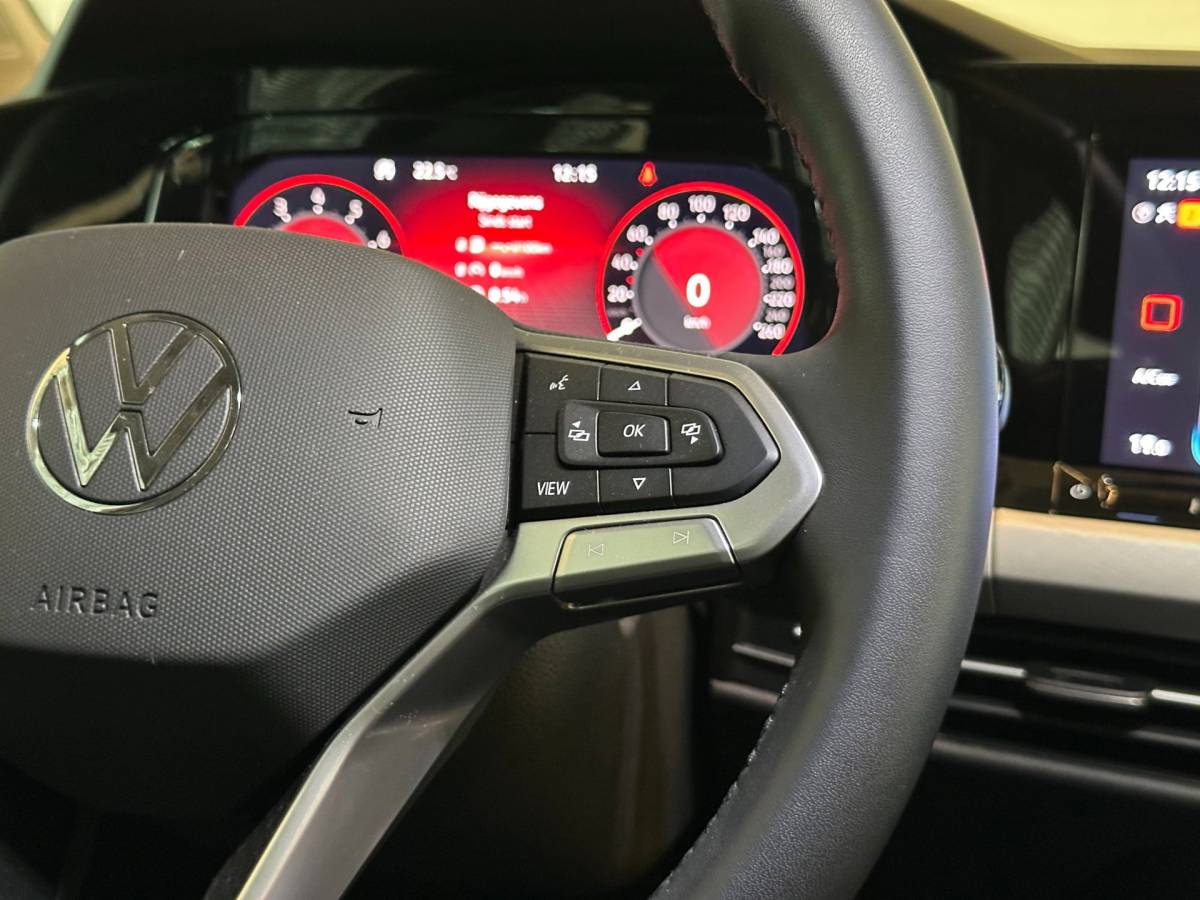 Volkswagen Golf Volkswagen Golf Variant 1.5 TSI LIFE BUSINESS/APPLE CARPLAY+ANDROID/MEMORYSEATS/CRUISECONTROL/LED/LM-VELG/CLIMA AIRCO/17.291km NAP