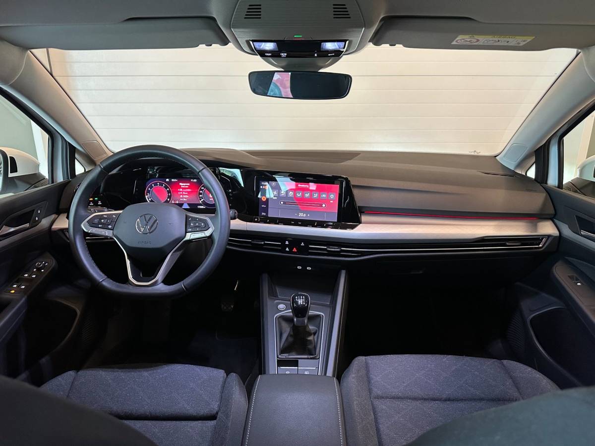 Volkswagen Golf Volkswagen Golf Variant 1.5 TSI LIFE BUSINESS/APPLE CARPLAY+ANDROID/MEMORYSEATS/CRUISECONTROL/LED/LM-VELG/CLIMA AIRCO/17.291km NAP
