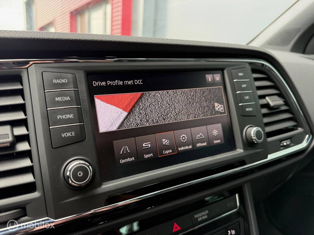 CUPRA Ateca CUPRA Ateca 2.0 TSI 4DRIVE Viritual/Carplay/Camera/LED/DCC/SFEER