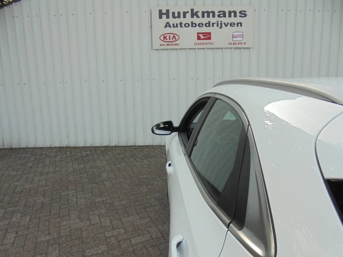 Kia XCeed Kia Xceed 1.6 GDi PHEV AUTOMAAT DYNAMICLINE 3.043 KM !!