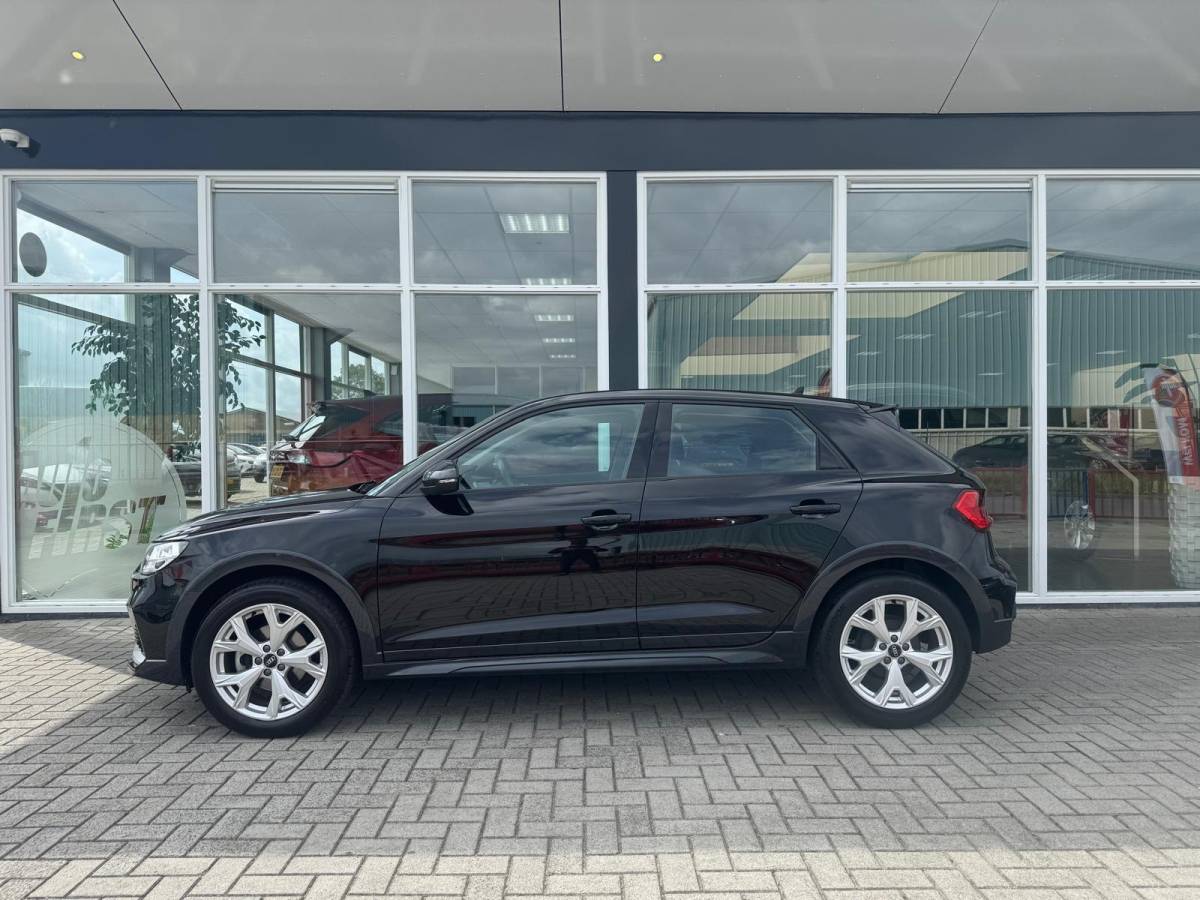 Audi A1 Audi A1 citycarver 25 TFSI Epic|Airco|Cruisecontrol|Virtual cockpit