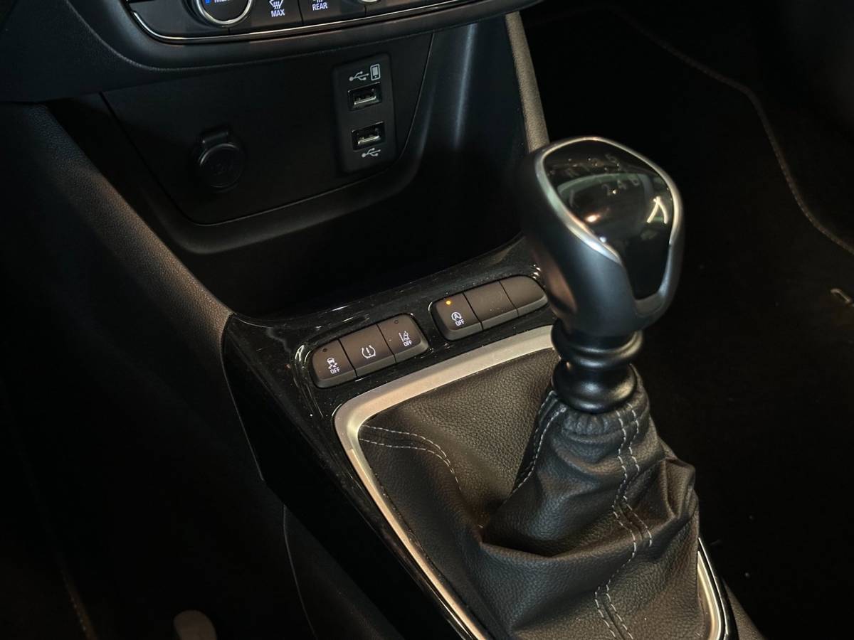 Opel Crossland Opel Crossland 1.2 Turbo LEVEL 3-uitv|CLIMA AIRCO|NAVIGATIE|CRUISECONTROL|LM-VELG|APPLECARPLAY|LANE ASSIST|1eEIGENAAR|17.176 kmNAP