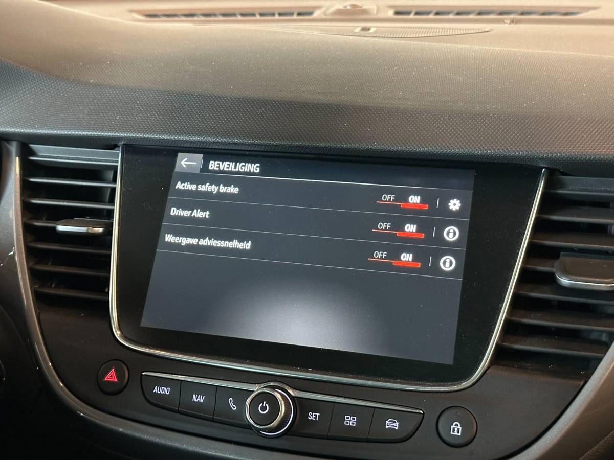 Opel Crossland Opel Crossland 1.2 Turbo LEVEL 3-uitv|CLIMA AIRCO|NAVIGATIE|CRUISECONTROL|LM-VELG|APPLECARPLAY|LANE ASSIST|1eEIGENAAR|17.176 kmNAP