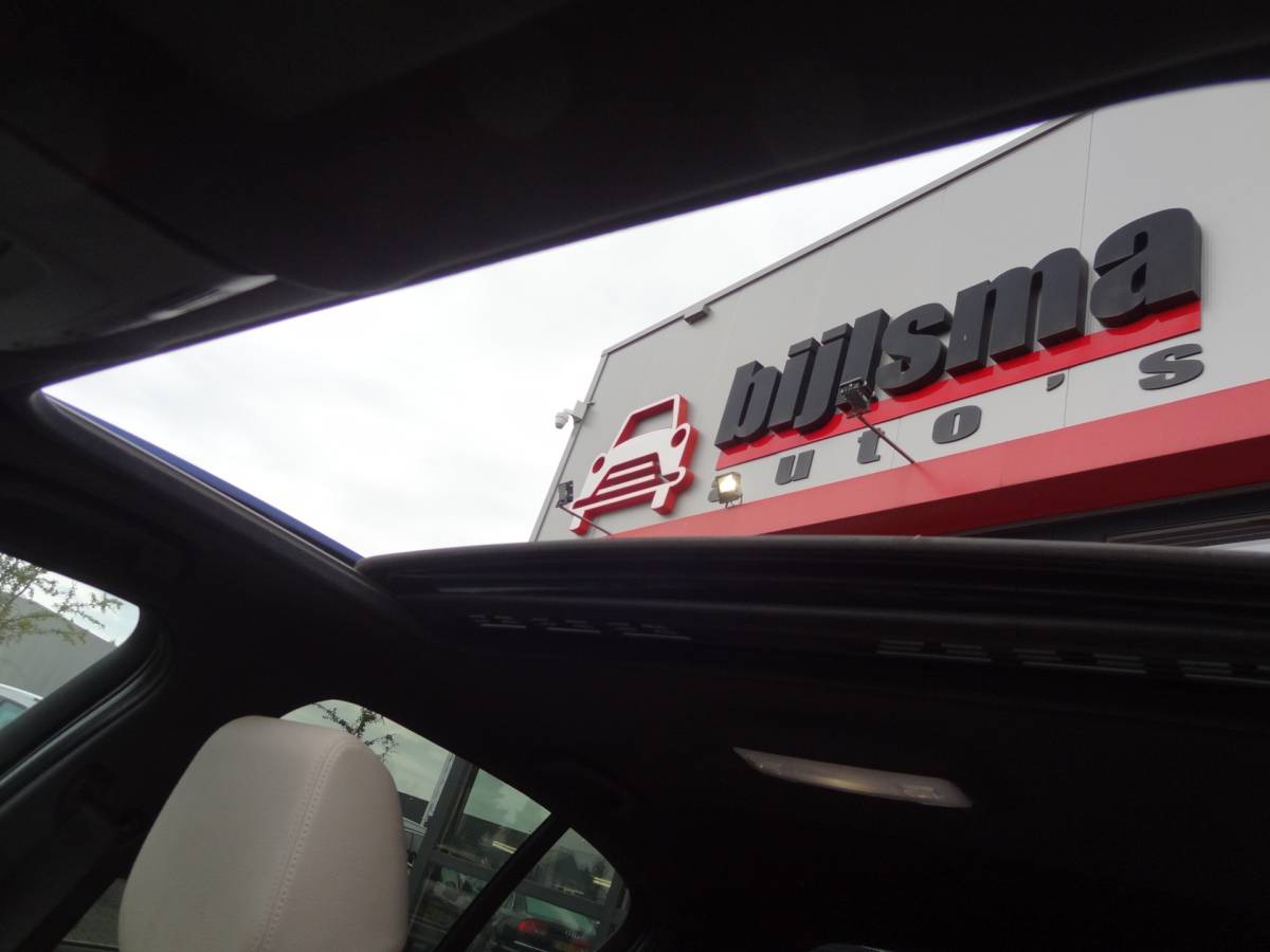 BMW 1 Serie BMW 1-serie 116d Centennial High Executive 2X M-SPORT | NL-AUTO | CRUISE | NAVI | LMV | LEDER| OPEN DAK