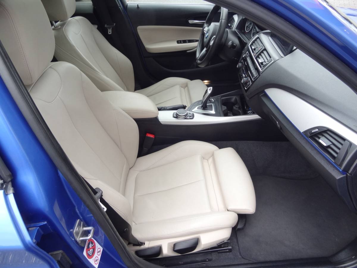 BMW 1 Serie BMW 1-serie 116d Centennial High Executive 2X M-SPORT | NL-AUTO | CRUISE | NAVI | LMV | LEDER| OPEN DAK