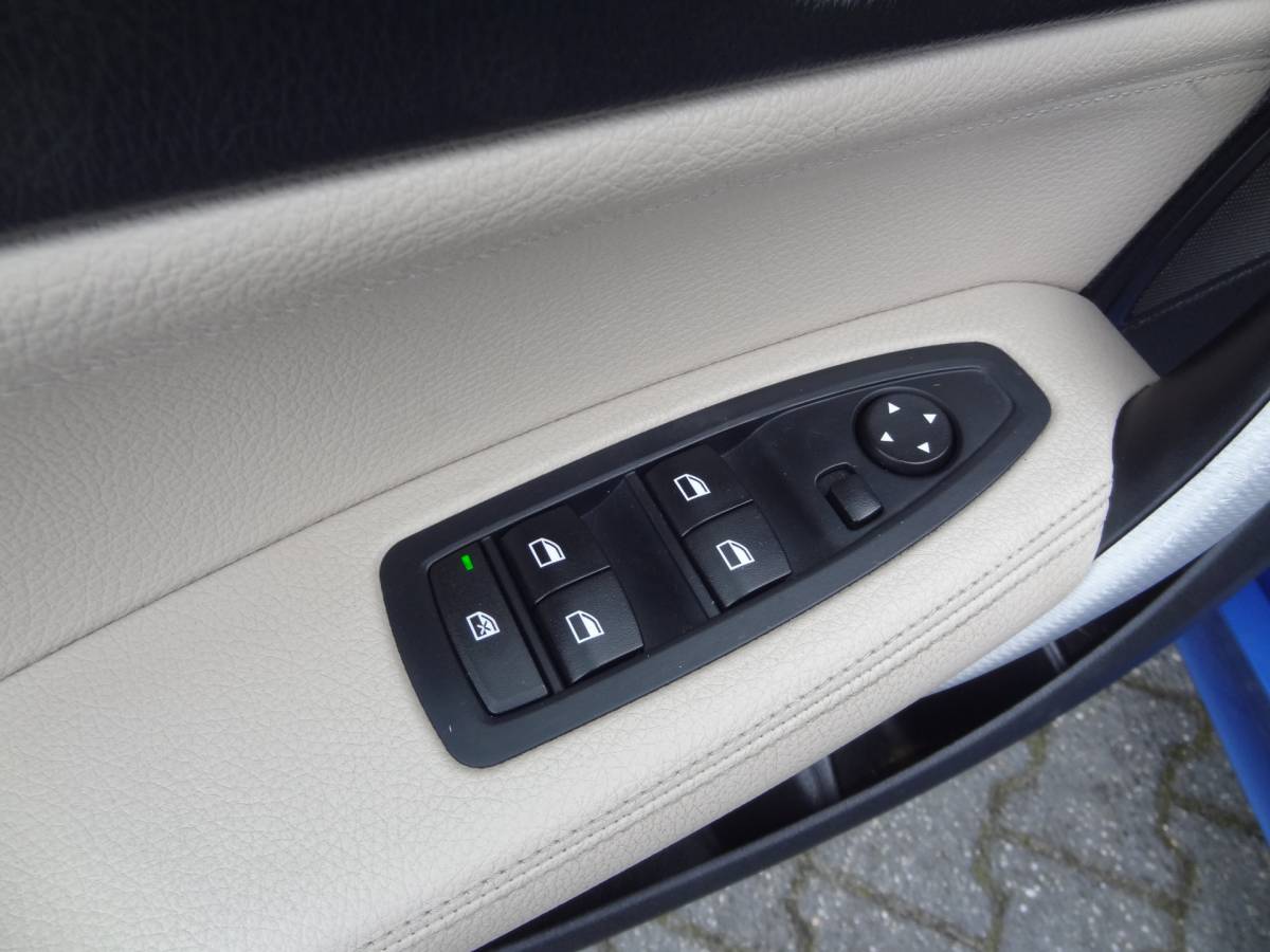 BMW 1 Serie BMW 1-serie 116d Centennial High Executive 2X M-SPORT | NL-AUTO | CRUISE | NAVI | LMV | LEDER| OPEN DAK