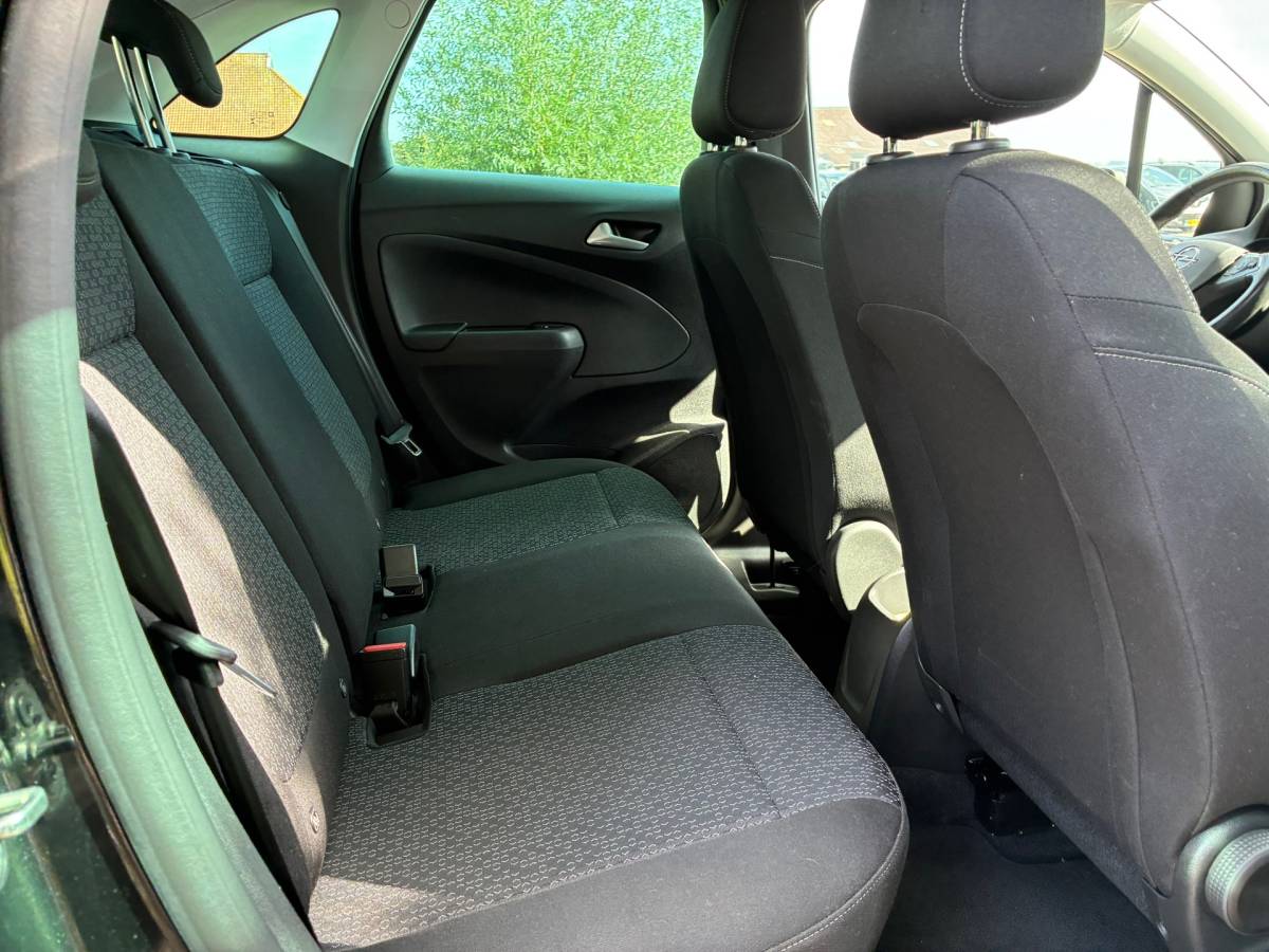 Opel Crossland Opel Crossland 1.2 Turbo Edition | DAB+ + Carplay/Android + Clima + Cruise nu €10.975,-!!