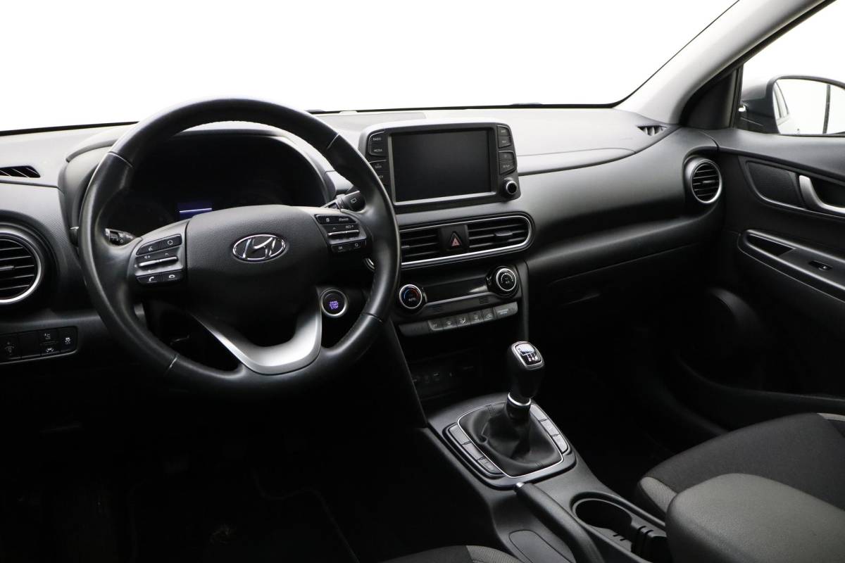 Hyundai Kona Hyundai Kona 1.0T 120pk Fashion | Navigatie | Trekhaak | Climate control | Achteruitrijcamera | Cruise control | Keyless | Lichtmetalen velgen | Parkeersensoren