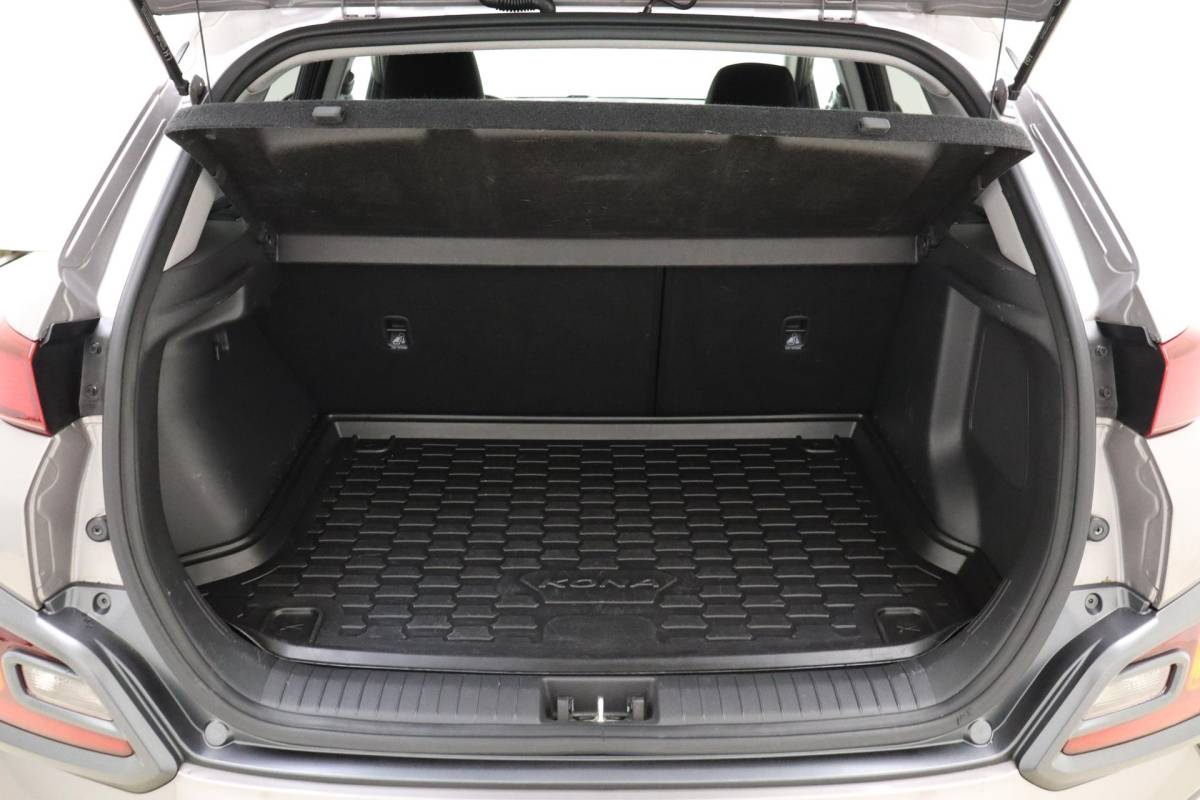 Hyundai Kona Hyundai Kona 1.0T 120pk Fashion | Navigatie | Trekhaak | Climate control | Achteruitrijcamera | Cruise control | Keyless | Lichtmetalen velgen | Parkeersensoren