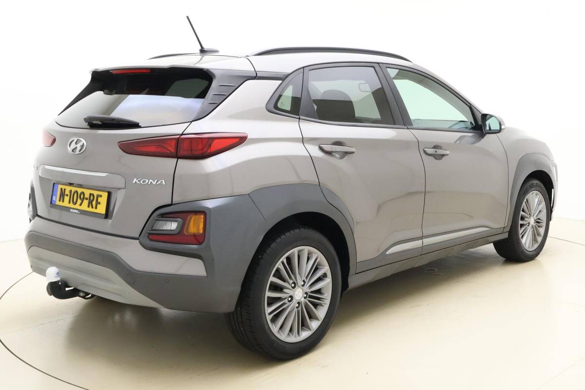 Hyundai Kona Hyundai Kona 1.0T 120pk Fashion | Navigatie | Trekhaak | Climate control | Achteruitrijcamera | Cruise control | Keyless | Lichtmetalen velgen | Parkeersensoren