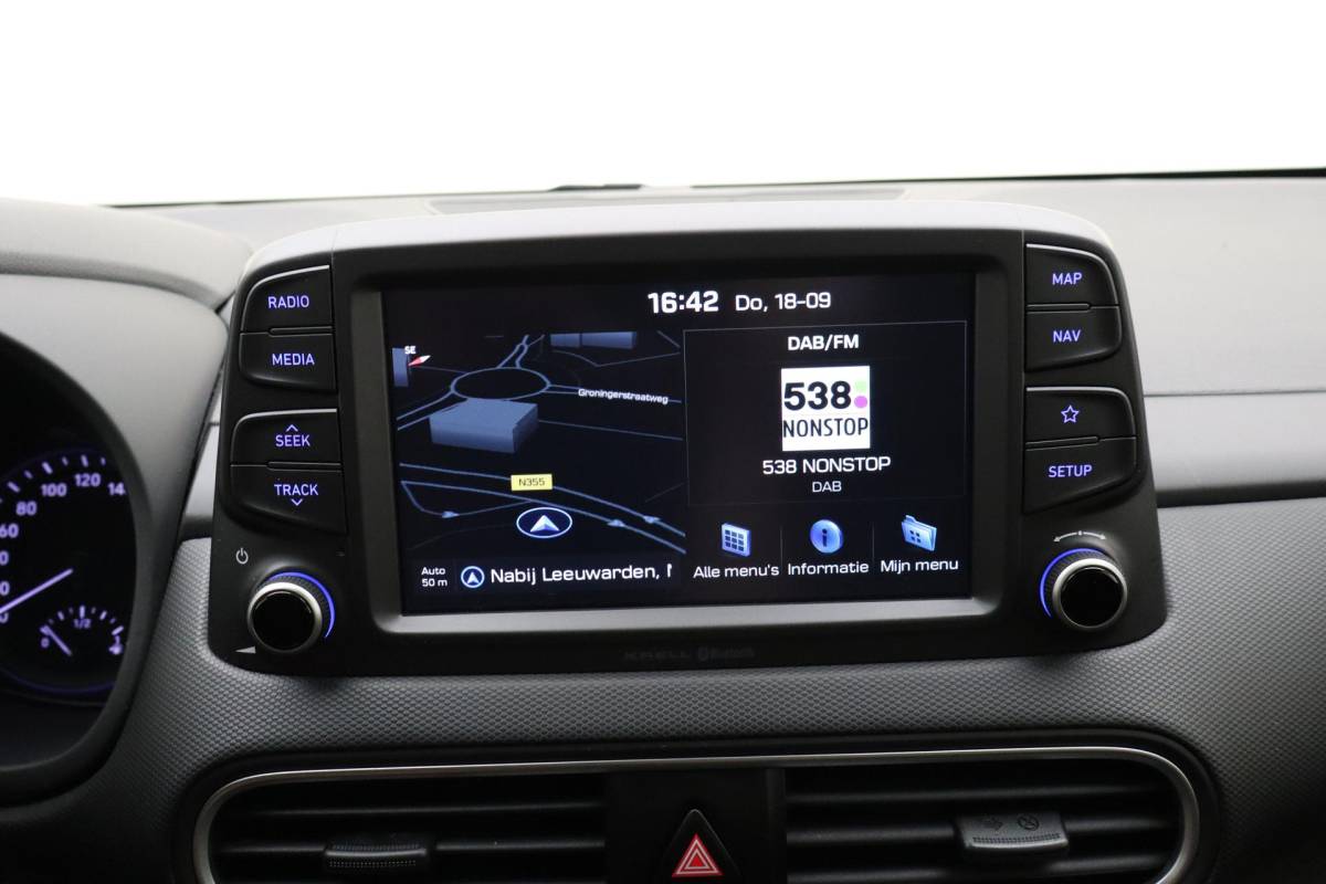 Hyundai Kona Hyundai Kona 1.0T 120pk Fashion | Navigatie | Trekhaak | Climate control | Achteruitrijcamera | Cruise control | Keyless | Lichtmetalen velgen | Parkeersensoren