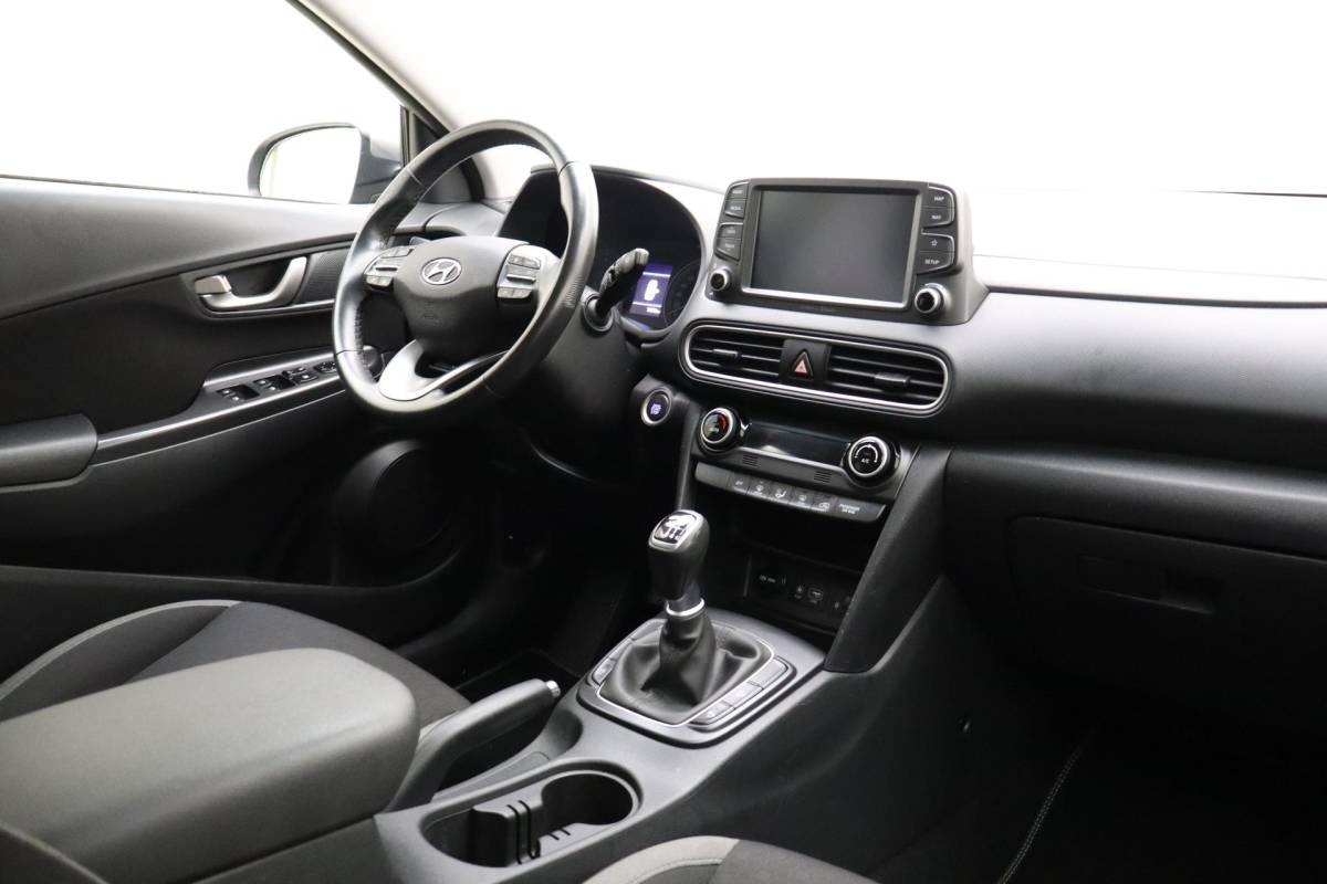 Hyundai Kona Hyundai Kona 1.0T 120pk Fashion | Navigatie | Trekhaak | Climate control | Achteruitrijcamera | Cruise control | Keyless | Lichtmetalen velgen | Parkeersensoren