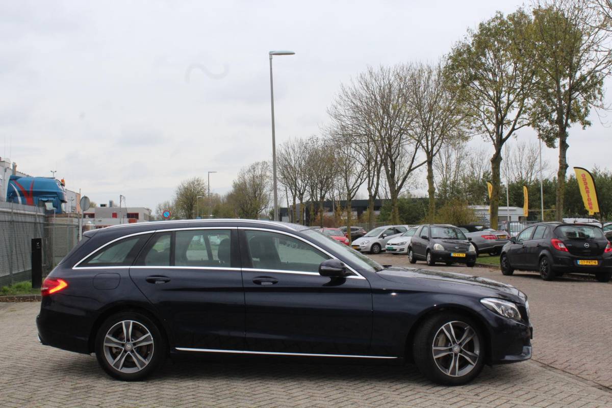 Mercedes-Benz C-Klasse Mercedes-Benz C-klasse Estate 350 e Lease Edition nap ,, hybride 2e eig,, vol opties rijklaar prijs