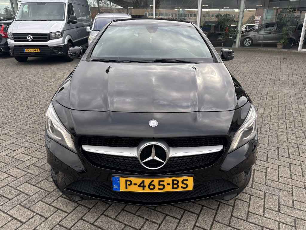 Mercedes-Benz CLA Mercedes-benz CLA-klasse Shooting Brake 200 OrangeArt Edition Camera Panorama Bluetooth