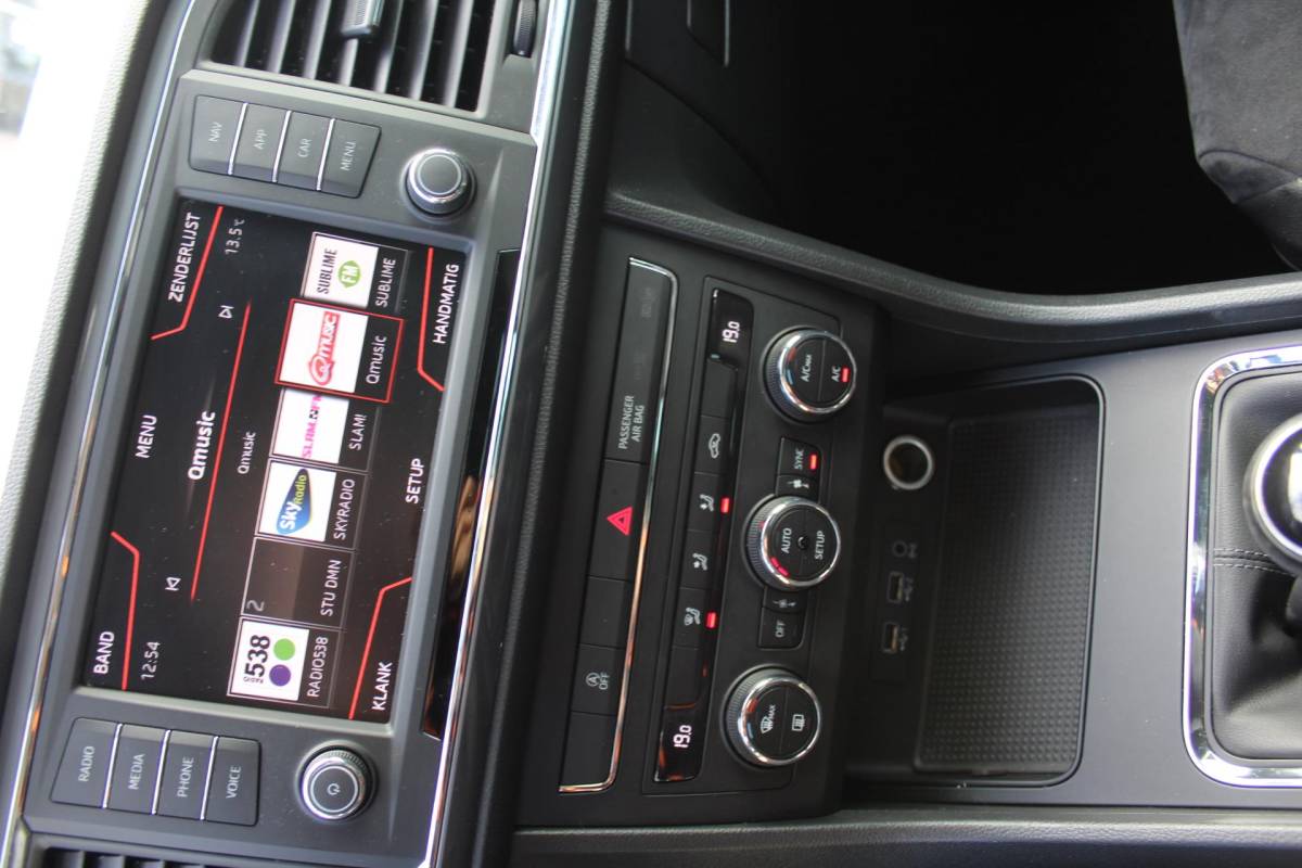 SEAT Ateca Seat Ateca 1.0 EcoTSI Limited Edition camera car play multimedia