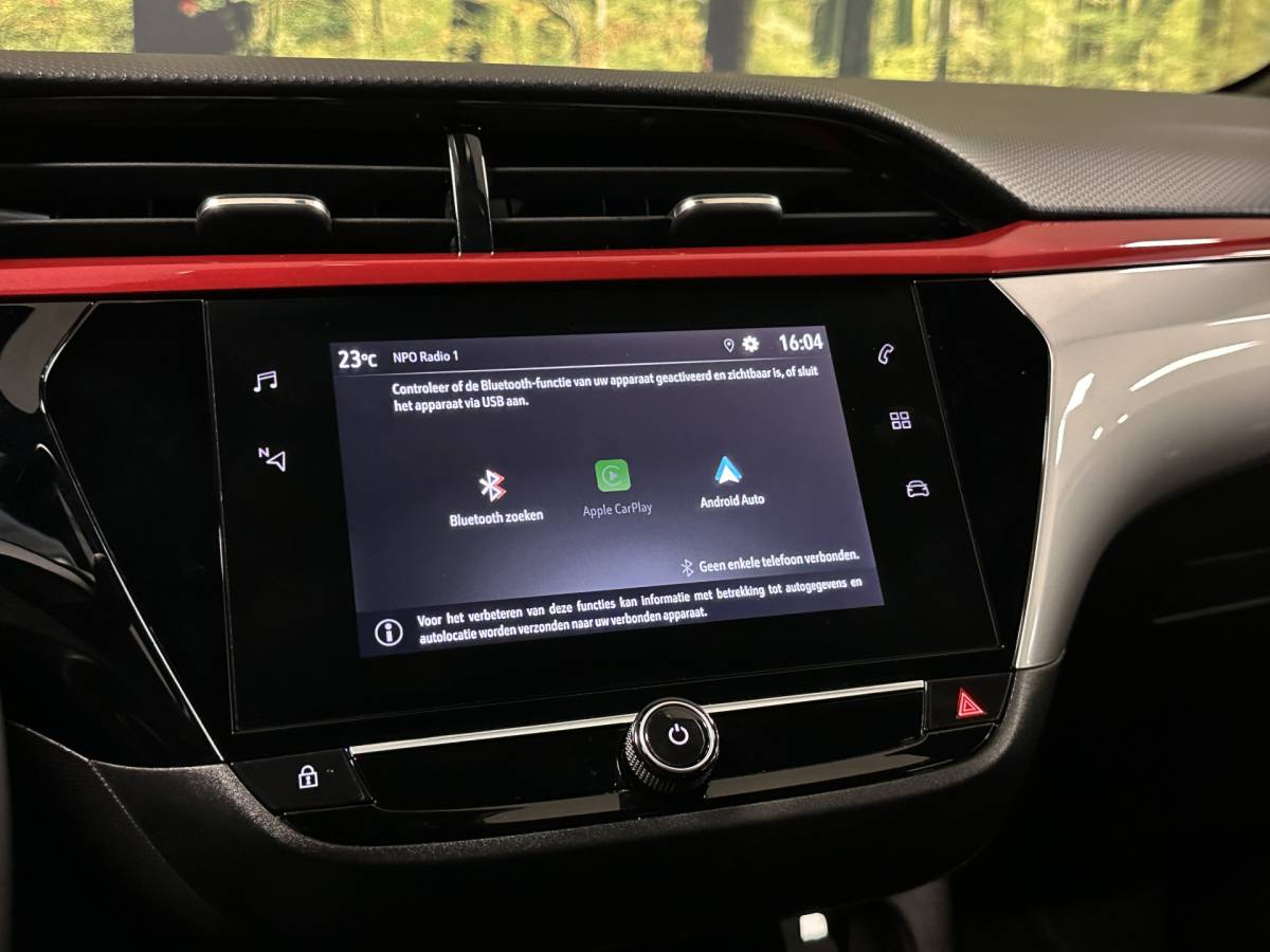 Opel Corsa Opel Corsa 1.2 GS Line | Cruise Control | Apple Carplay | Android Auto | Achteruitrijcamera | Parkeersensoren | Dodehoeksensor | DAB | Lane Assist