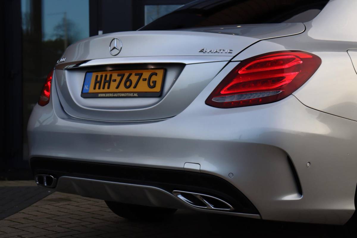 Mercedes-Benz C-Klasse Mercedes-Benz C-klasse 400 4MATIC Prestige | Pano | Elektrische Stoelen | Burmester | Stoelverwarming | Adaptieve Cruise | Leder