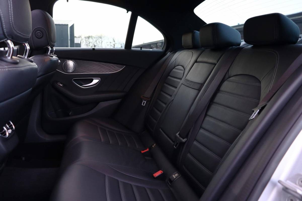 Mercedes-Benz C-Klasse Mercedes-Benz C-klasse 400 4MATIC Prestige | Pano | Elektrische Stoelen | Burmester | Stoelverwarming | Adaptieve Cruise | Leder