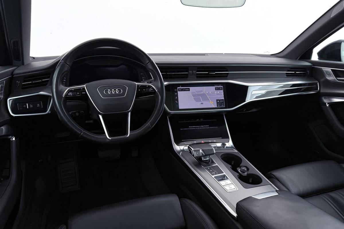 Audi A6 Audi A6 Avant 45 TFSI quattro Sport Pro Line | Trekhaak | Panoramadak | 4-Zone Clima | Camera | Stoelverwarming V+A |