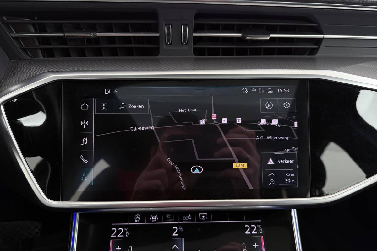 Audi A6 Audi A6 Avant 45 TFSI quattro Sport Pro Line | Trekhaak | Panoramadak | 4-Zone Clima | Camera | Stoelverwarming V+A |