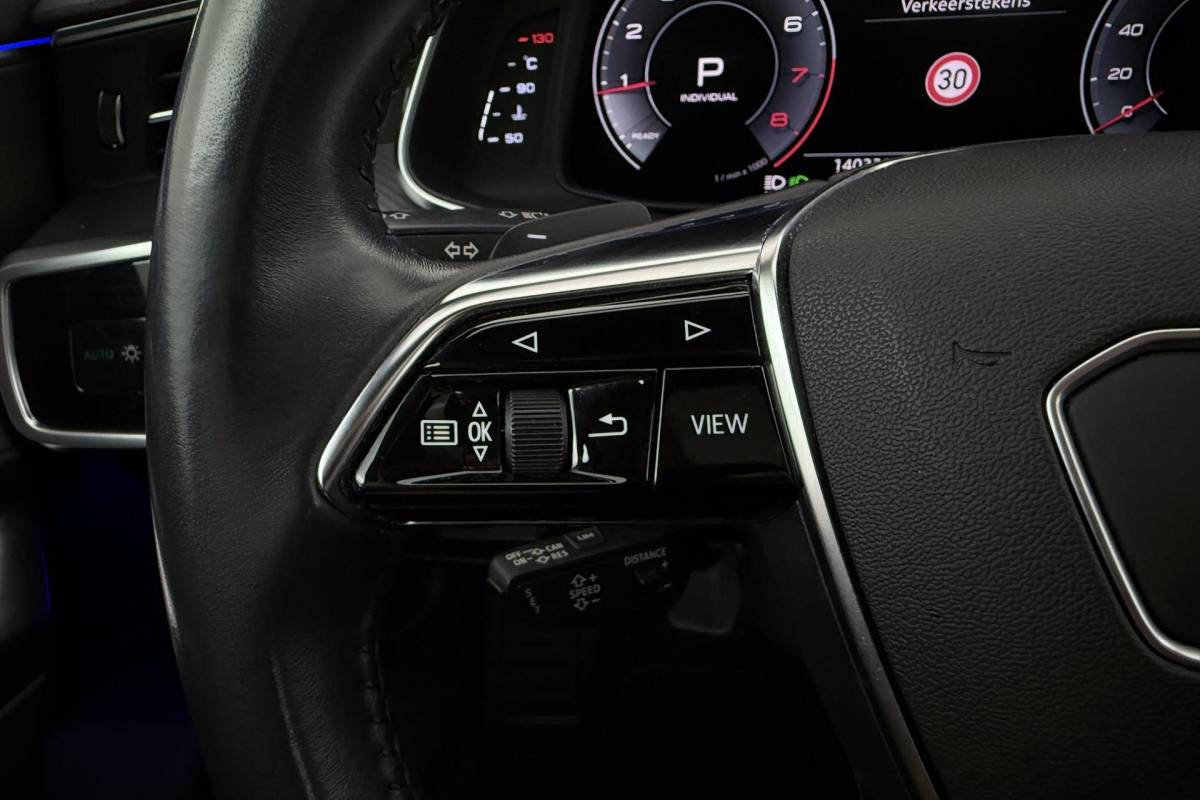 Audi A6 Audi A6 Avant 45 TFSI quattro Sport Pro Line | Trekhaak | Panoramadak | 4-Zone Clima | Camera | Stoelverwarming V+A |