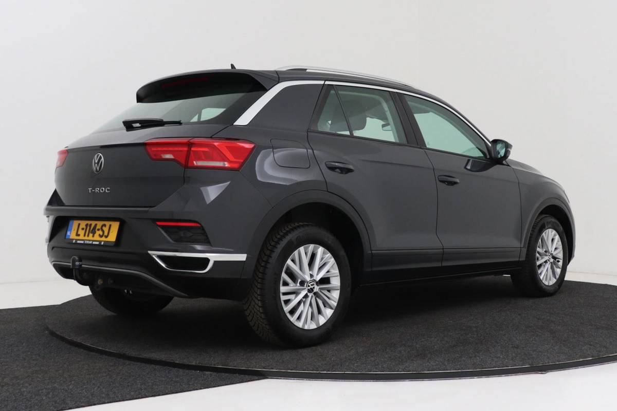 Volkswagen T-Roc Volkswagen T-Roc 1.0 TSI Style Business | Trekhaak | Org NL | Digital Cockpit | Camera | CarPlay |