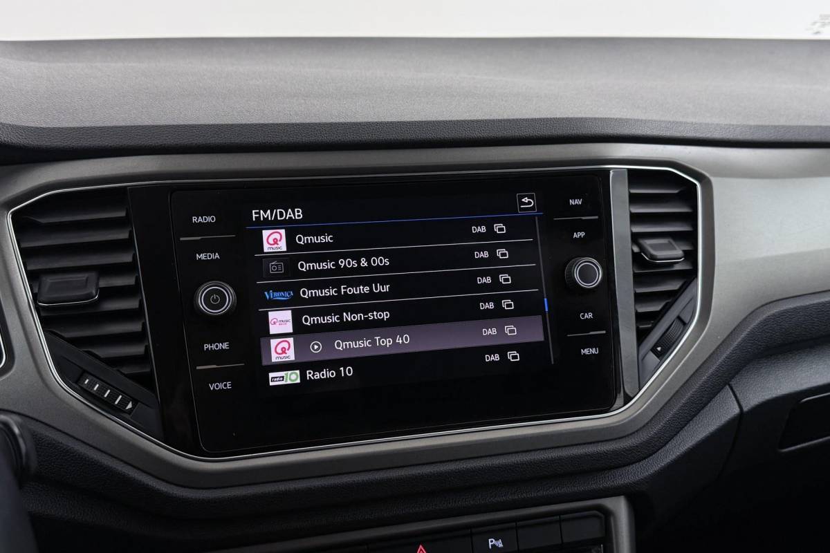 Volkswagen T-Roc Volkswagen T-Roc 1.0 TSI Style Business | Trekhaak | Org NL | Digital Cockpit | Camera | CarPlay |